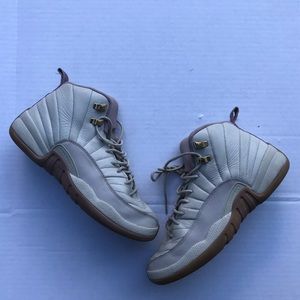 Nike Air Jordan Retro Heiress Plum Size 9Y